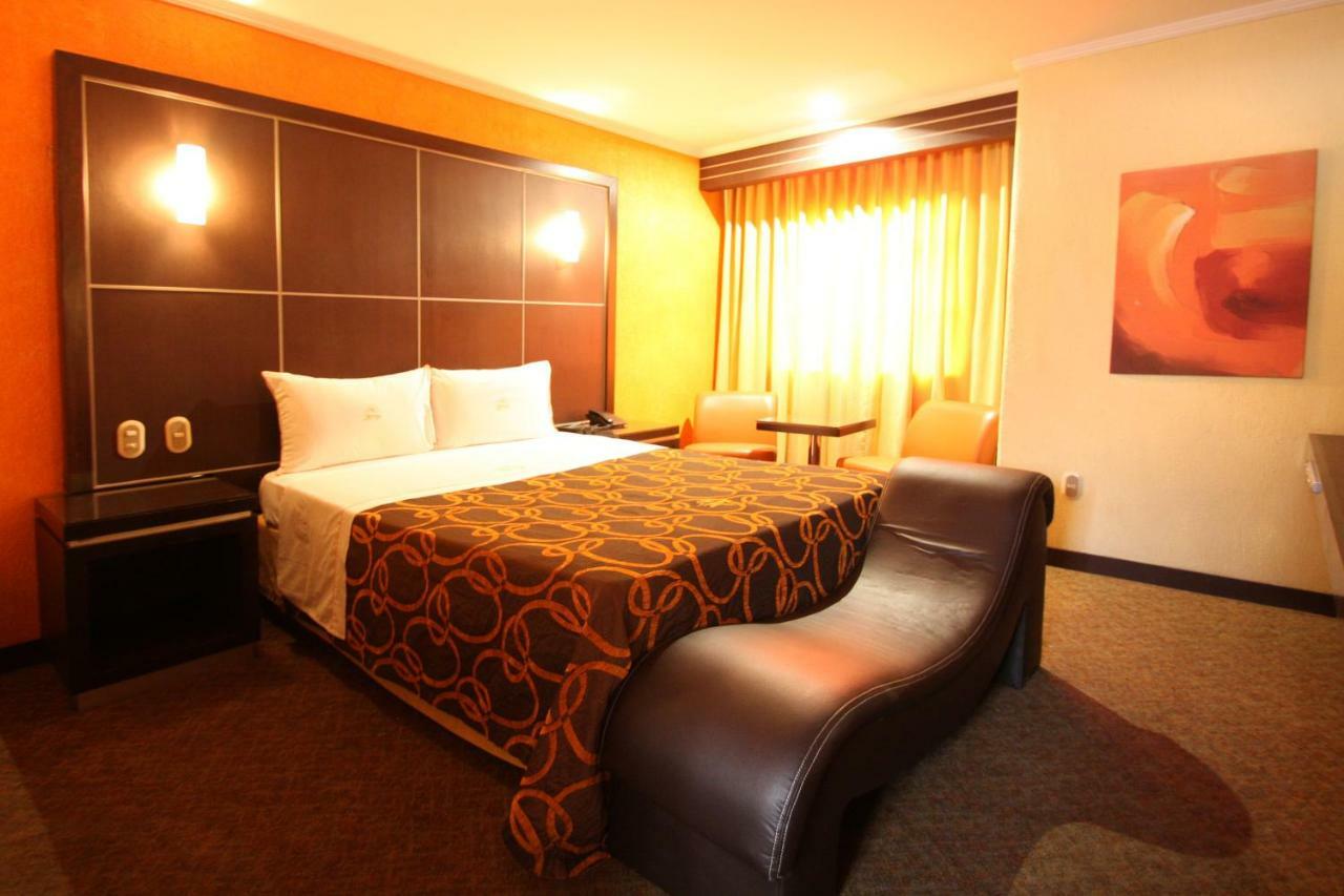Motel Mirage Гвадалахара Экстерьер фото